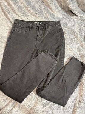 Seven7 Women's Skinny Jeans in Charcoal Black